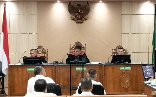 Sidang Memanas! Kuasa Hukum Replik Jaksa Hanya Narasi, Abdul Wahid Layak Dibebaskan.