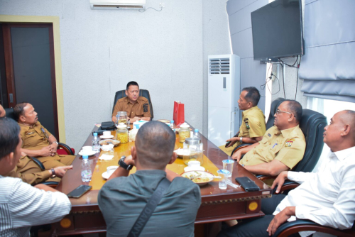 Sekda Kampar Hambali: Ketua Gapensi Itu Bodoh, Harusnya Perjuangkan Anggota, Bukan Serang Pejabat