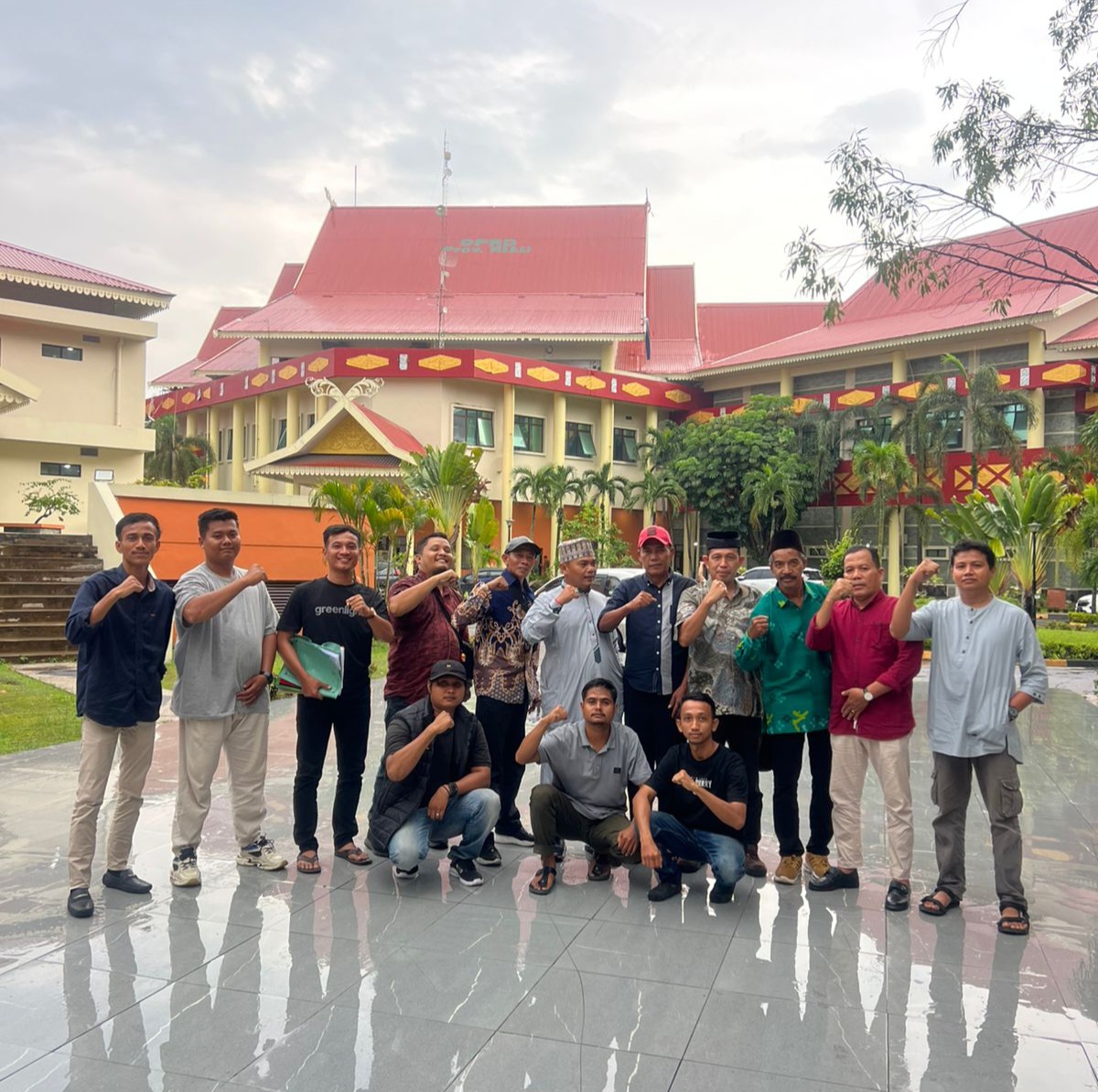 Masyarakat Sungai Jalau Sambangi DPRD Riau Tuntut Ganti Rugi Kekeringan hingga Gagal Panen